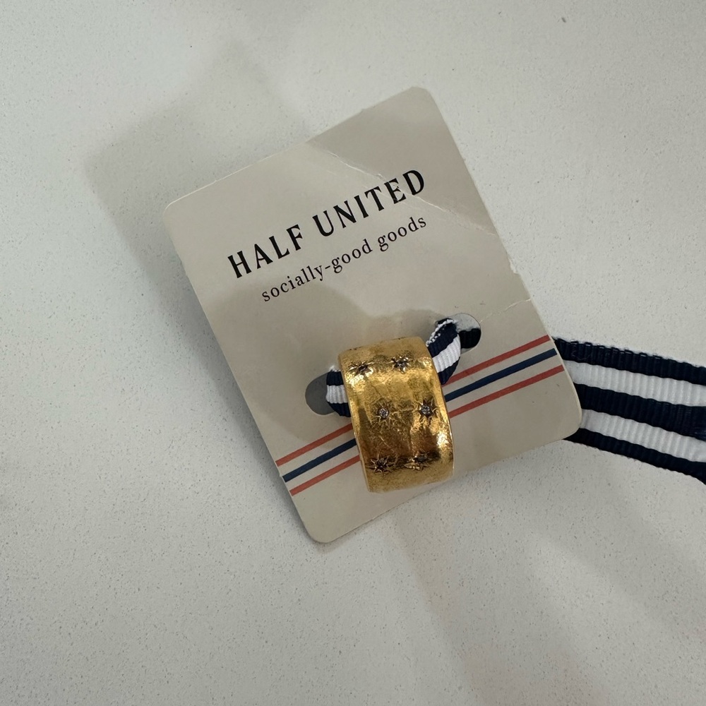 Half United Gold Ring Bracelet